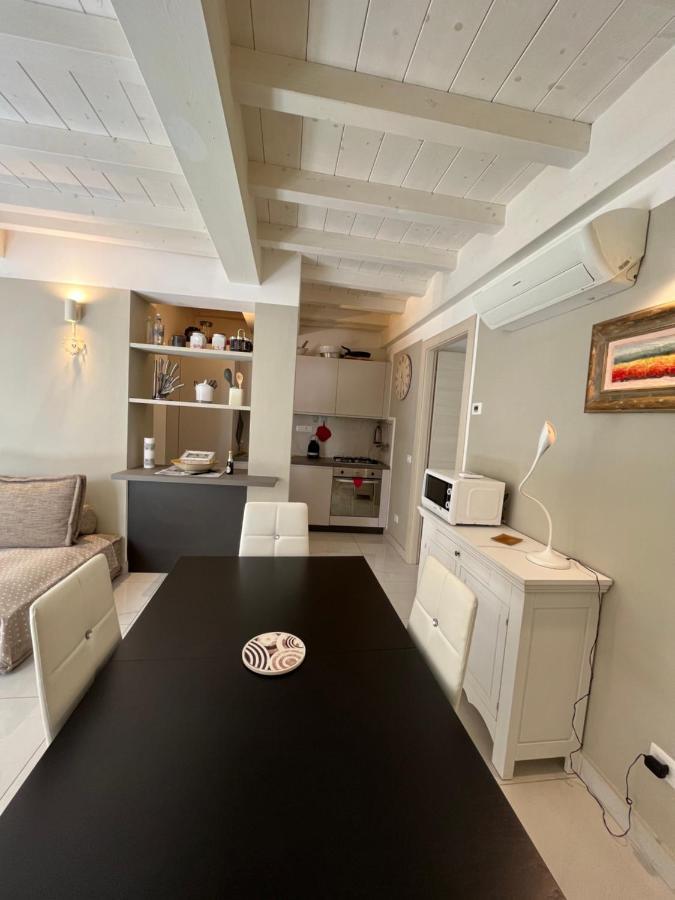 La Casa Di Angelica Διαμέρισμα Λεβάντο Εξωτερικό φωτογραφία